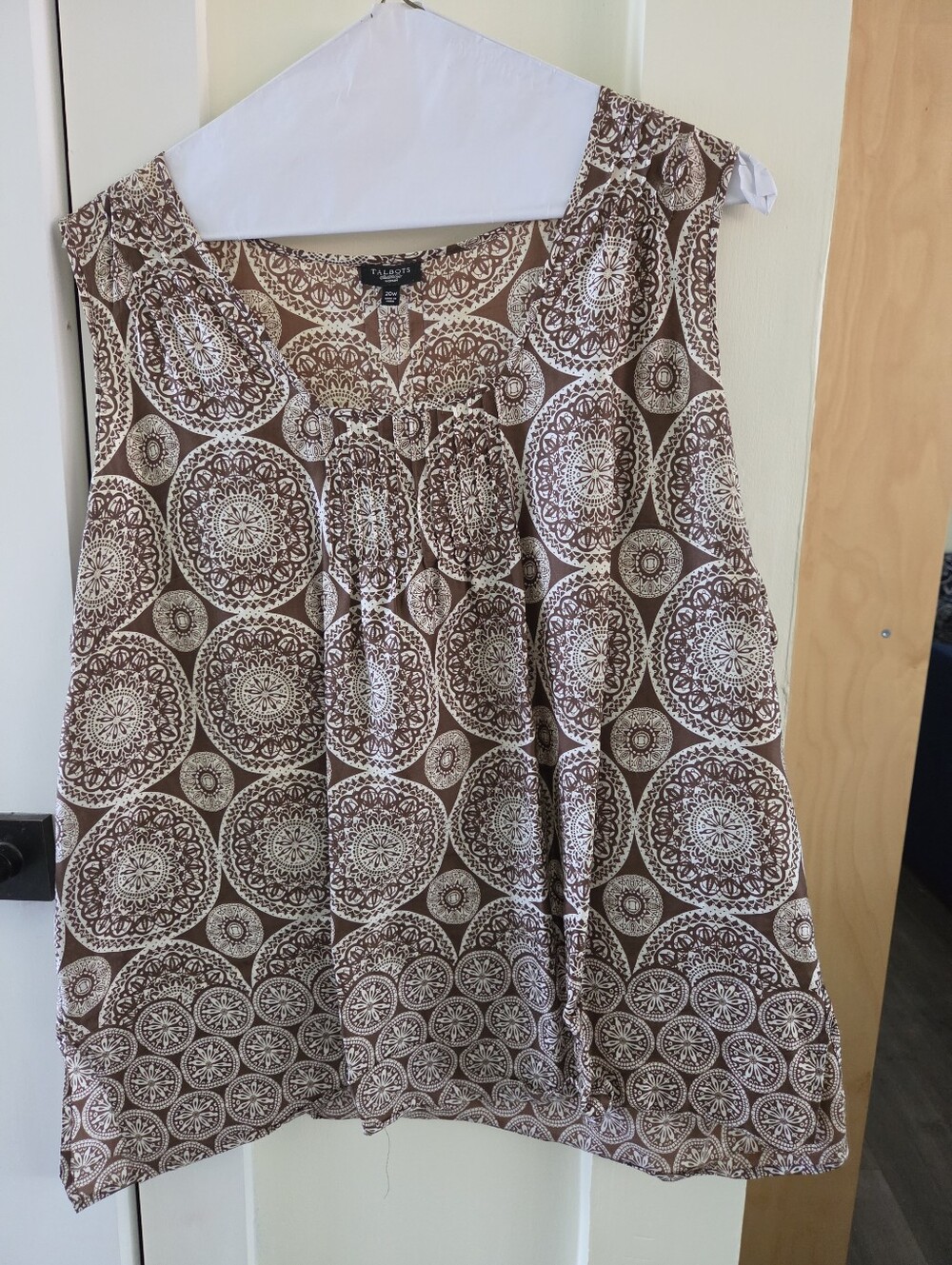 Talbots SILK Brown and Cream Medallion Sleeveless Top